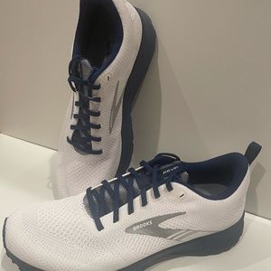 New! Brooks Revel 5 Men's Running Shoes, Size 10.5